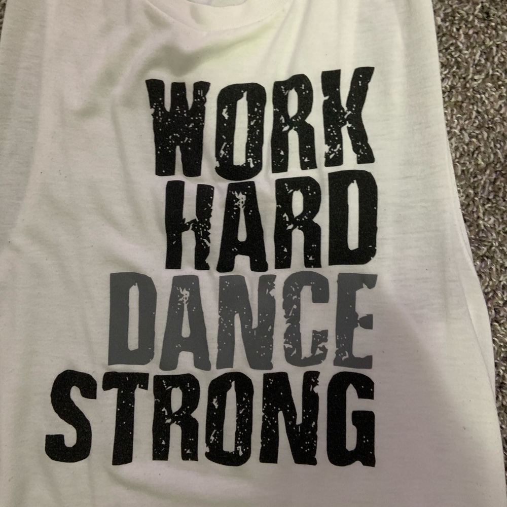 Workout Tank Top - Picture 4 of 4